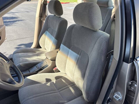 2000 Toyota Camry LE V6