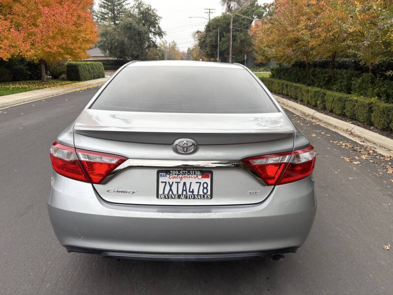 2017 Toyota Camry SE
