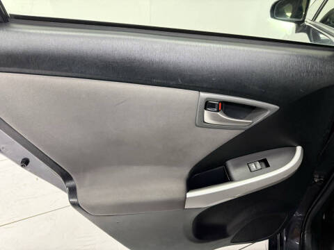 2015 Toyota Prius Three