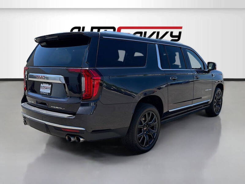 2023 GMC Yukon XL Denali