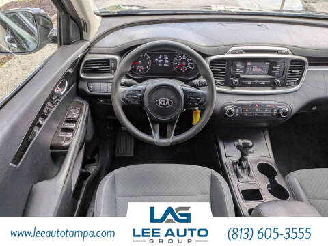 2016 Kia Sorento LX