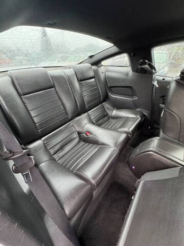 2010 Ford Mustang V6 Premium