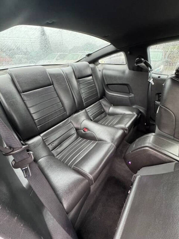 2010 Ford Mustang V6 Premium