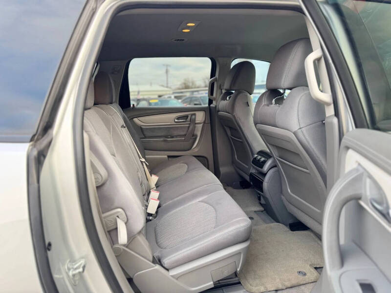 2016 Chevrolet Traverse LS