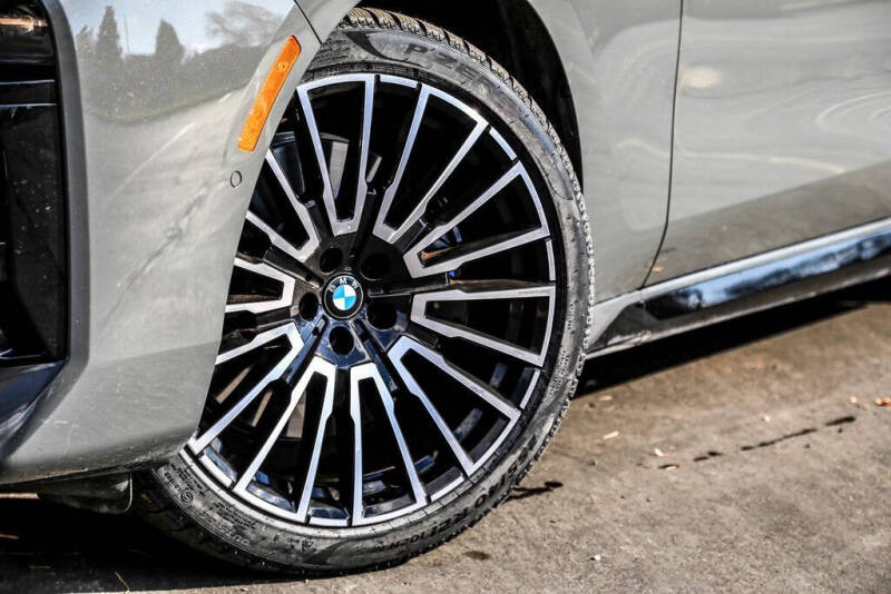 2025 BMW 7 Series 760i xDrive