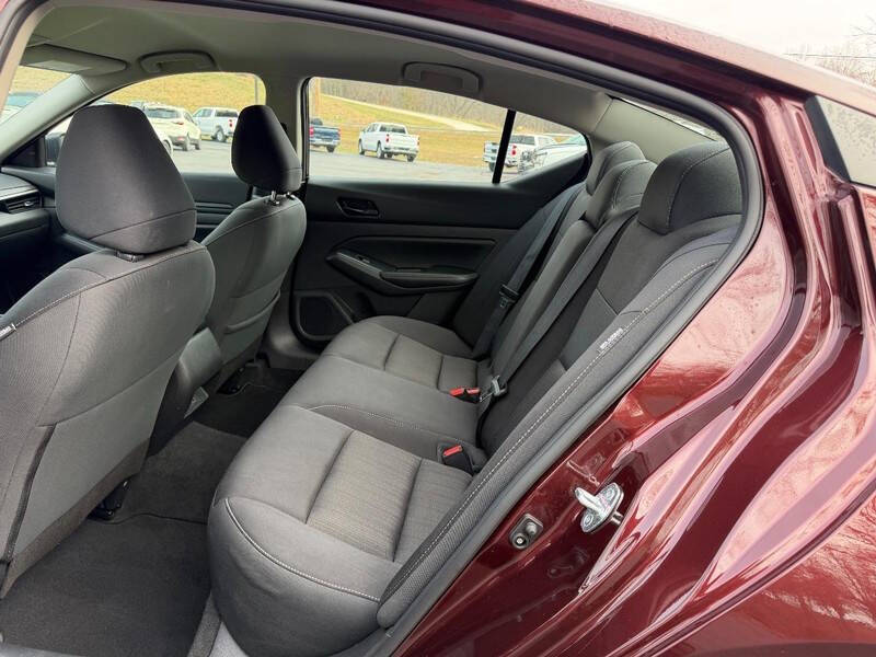 2024 Nissan Altima 2.5 SV