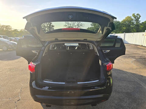 2015 Infiniti QX70