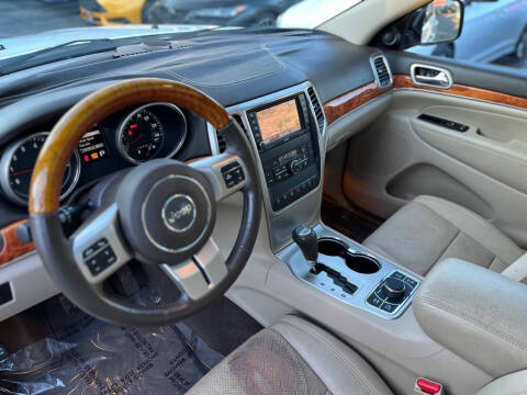 2011 Jeep Grand Cherokee Overland