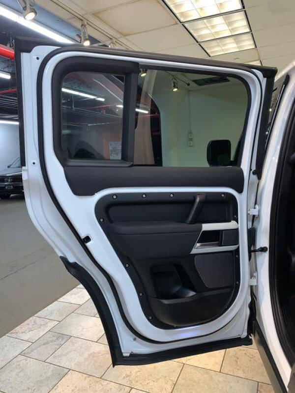 2020 Land Rover Defender 110 S