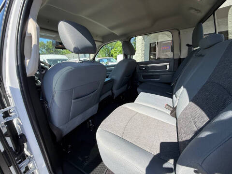 2019 RAM 1500 Classic SLT
