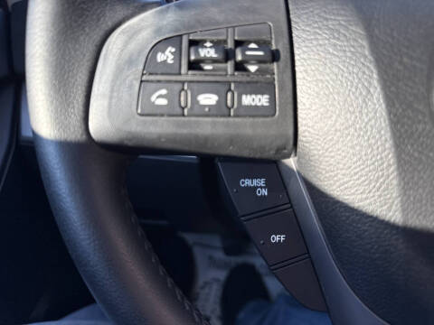 2013 Mazda MAZDA3 i Touring