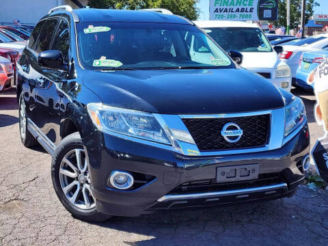 2013 Nissan Pathfinder for sale at GO GREEN MOTORS in Lakewood CO