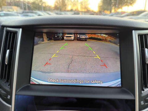 2015 Infiniti Q50 Premium