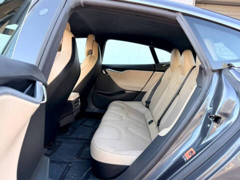 2016 Tesla Model S