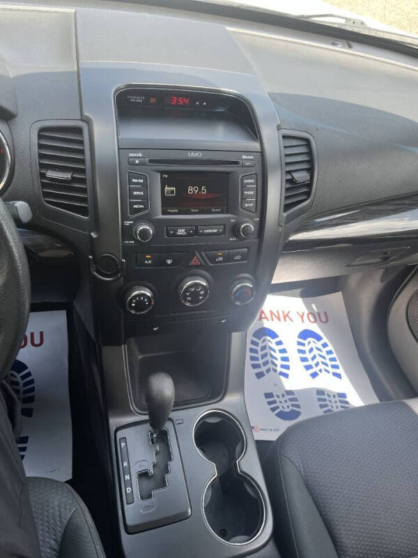 2013 Kia Sorento LX
