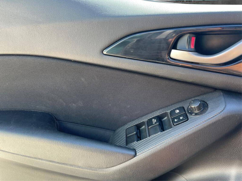 2016 Mazda MAZDA3