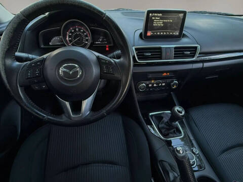 2016 Mazda MAZDA3
