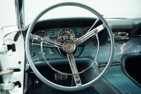 1963 Ford Thunderbird