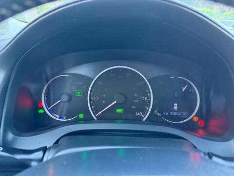 2011 Lexus CT 200h Premium