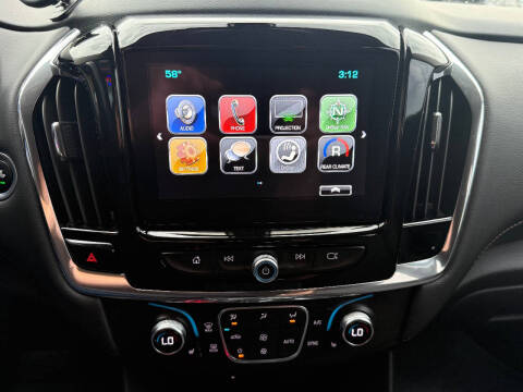 2018 Chevrolet Traverse LT Cloth