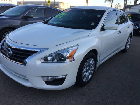 2015 Nissan Altima for sale at Auto Max of Ventura in Ventura CA
