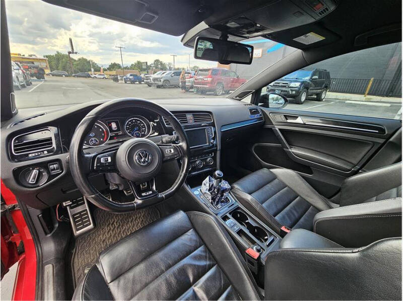 2016 Volkswagen Golf R