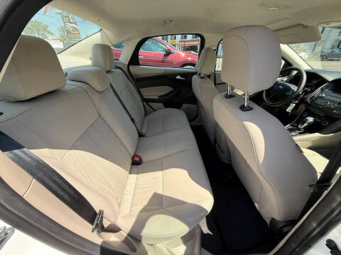 2015 Ford Focus SE