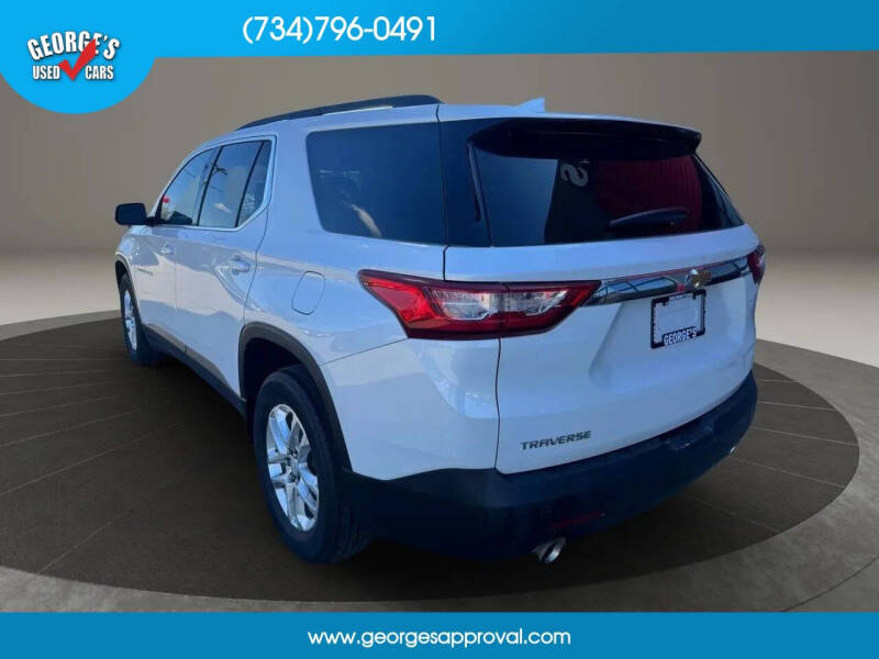 2020 Chevrolet Traverse LT Cloth