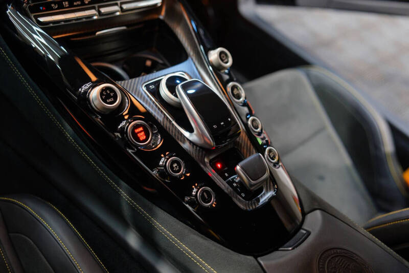 2018 Mercedes-Benz AMG GT R