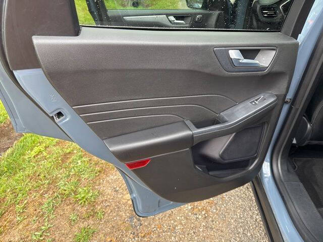 2024 Ford Escape Platinum