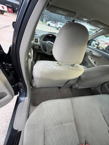 2009 Toyota Corolla LE