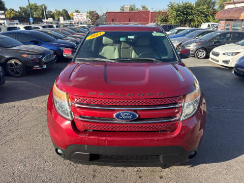 2013 Ford Explorer for sale at SANAA AUTO SALES LLC in Englewood CO