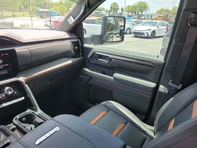 2025 GMC Sierra 2500HD