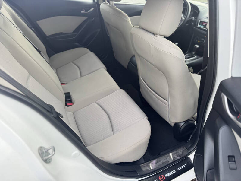 2014 Mazda MAZDA3 i Sport