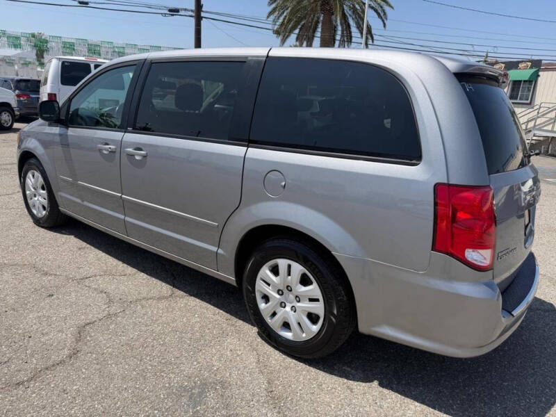 2014 Dodge Grand Caravan SE