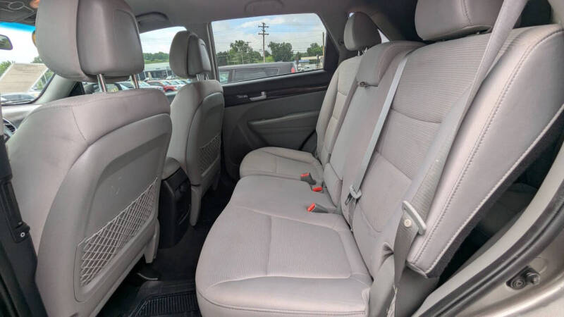2015 Kia Sorento LX