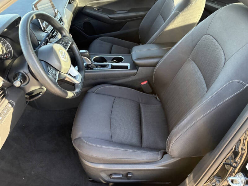 2022 Nissan Altima 2.5 SV