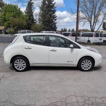 2013 Nissan LEAF S