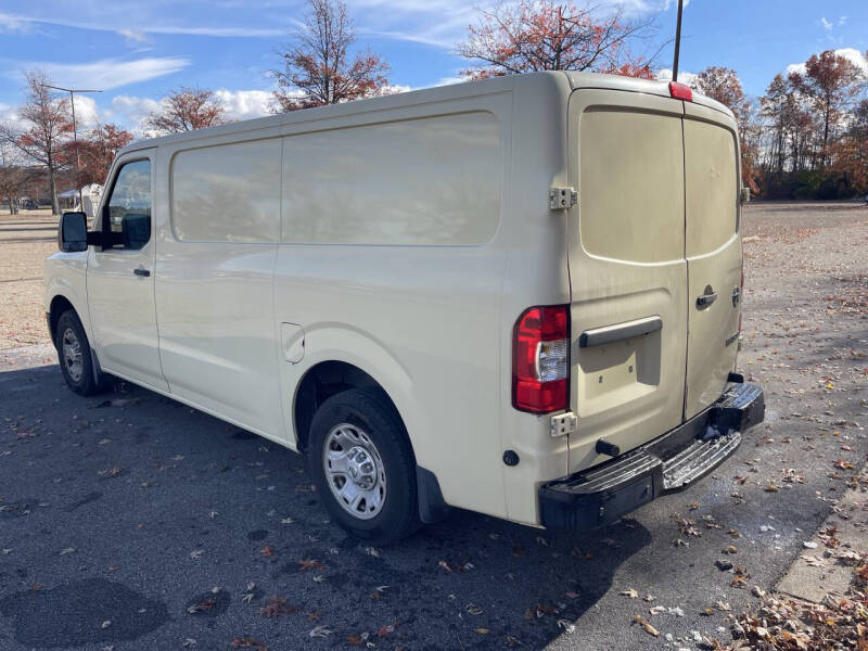 2015 Nissan NV 1500 S