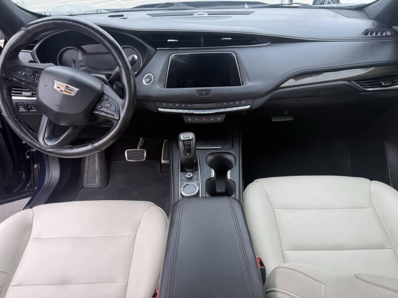 2019 Cadillac XT4 Sport