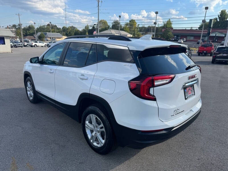 2023 GMC Terrain SLE