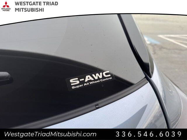 2026 Mitsubishi Outlander SE
