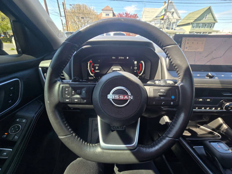 2024 Nissan Rogue Platinum