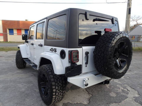 2013 Jeep Wrangler Unlimited Sahara