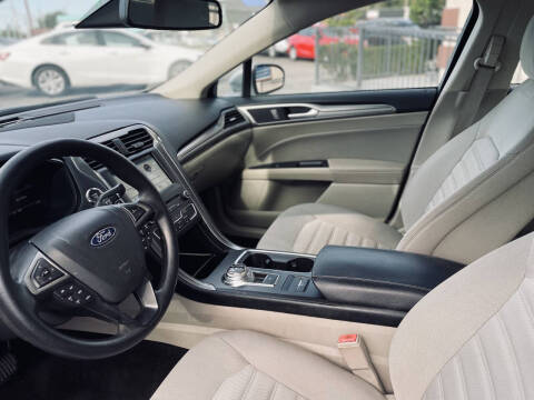 2018 Ford Fusion SE