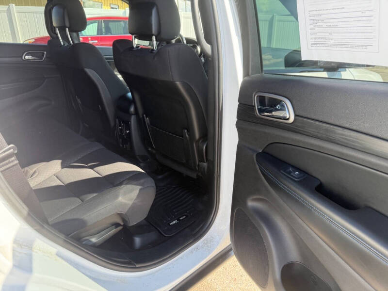 2019 Jeep Grand Cherokee Laredo