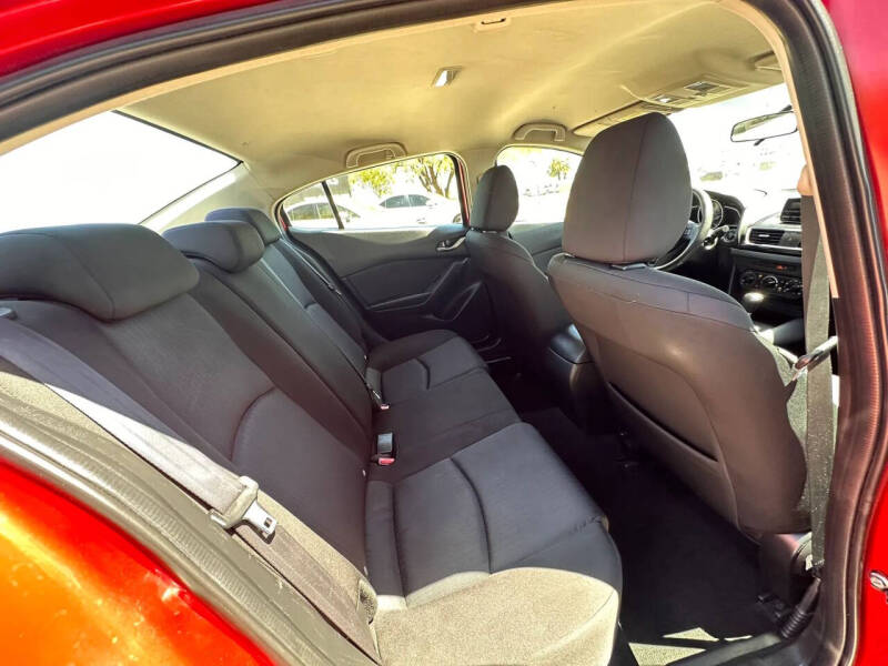 2014 Mazda MAZDA3 i Sport