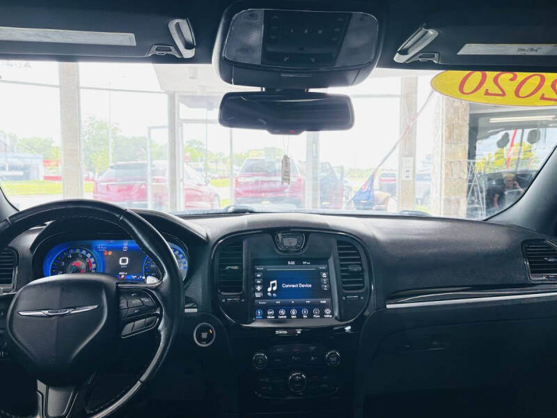 2020 Chrysler 300 S