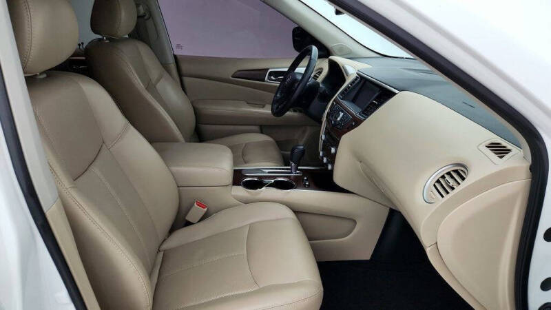 2019 Nissan Pathfinder Platinum