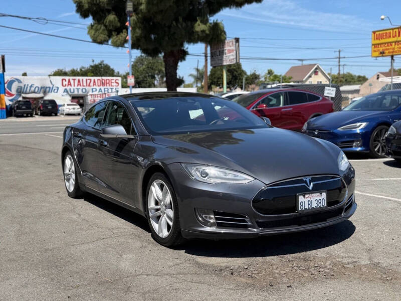 2015 Tesla Model S P90D